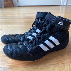 boys size 4 wrestling shoes